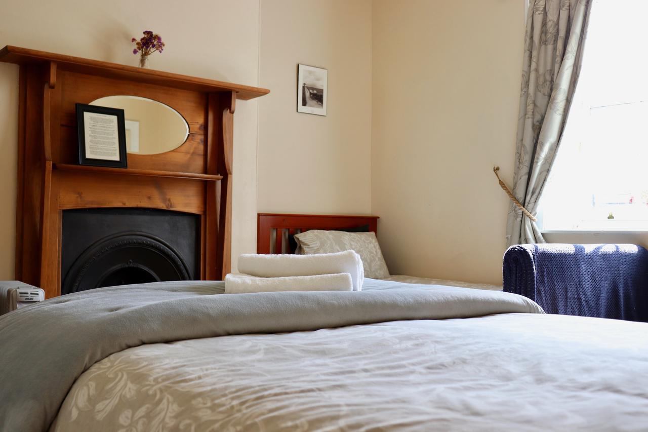 Blue Bell Inn Sorell Екстериор снимка