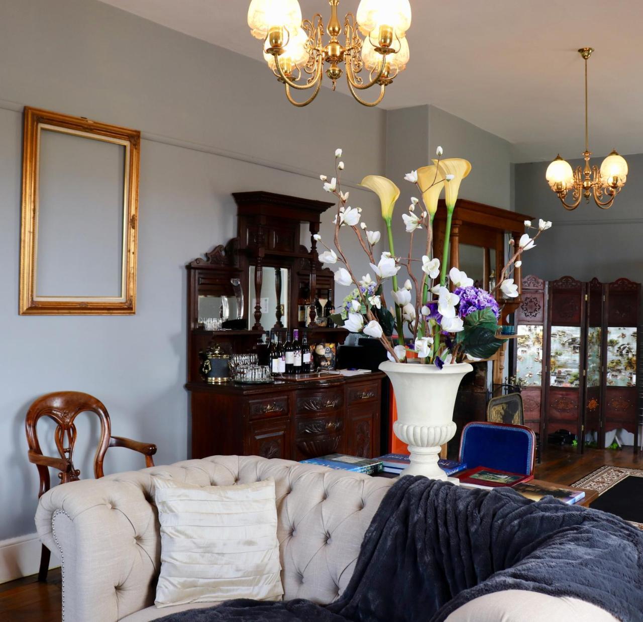 Blue Bell Inn Sorell Екстериор снимка